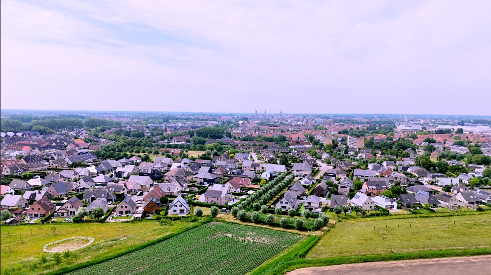 Panoramisch zicht over Brugge vanuit de lucht